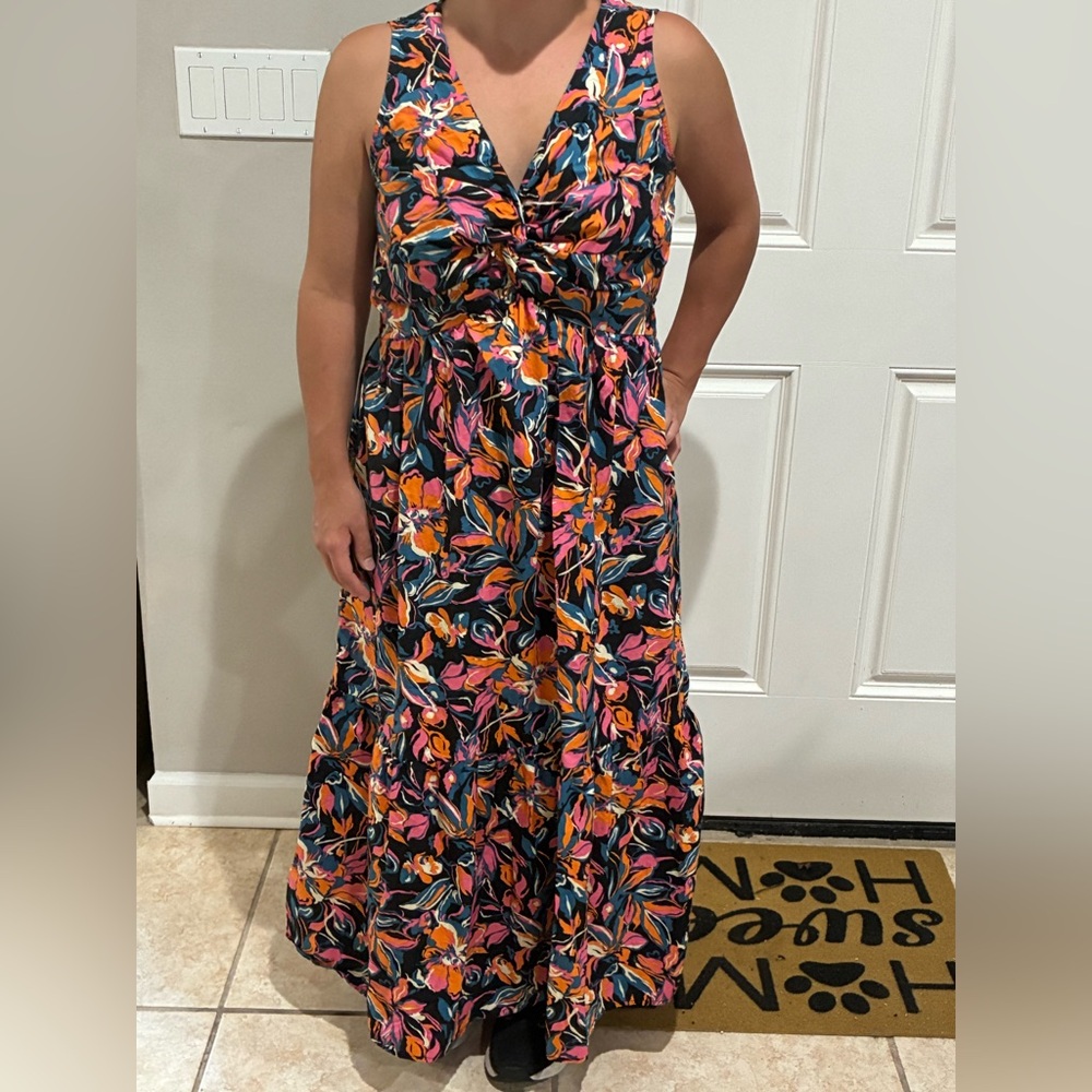 NWT French Connection Black Floral Twist Front Dress With Pockets Size XS & M